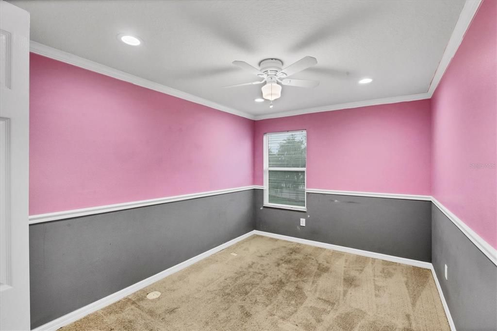 For Sale: $269,900 (3 beds, 2 baths, 1700 Square Feet)
