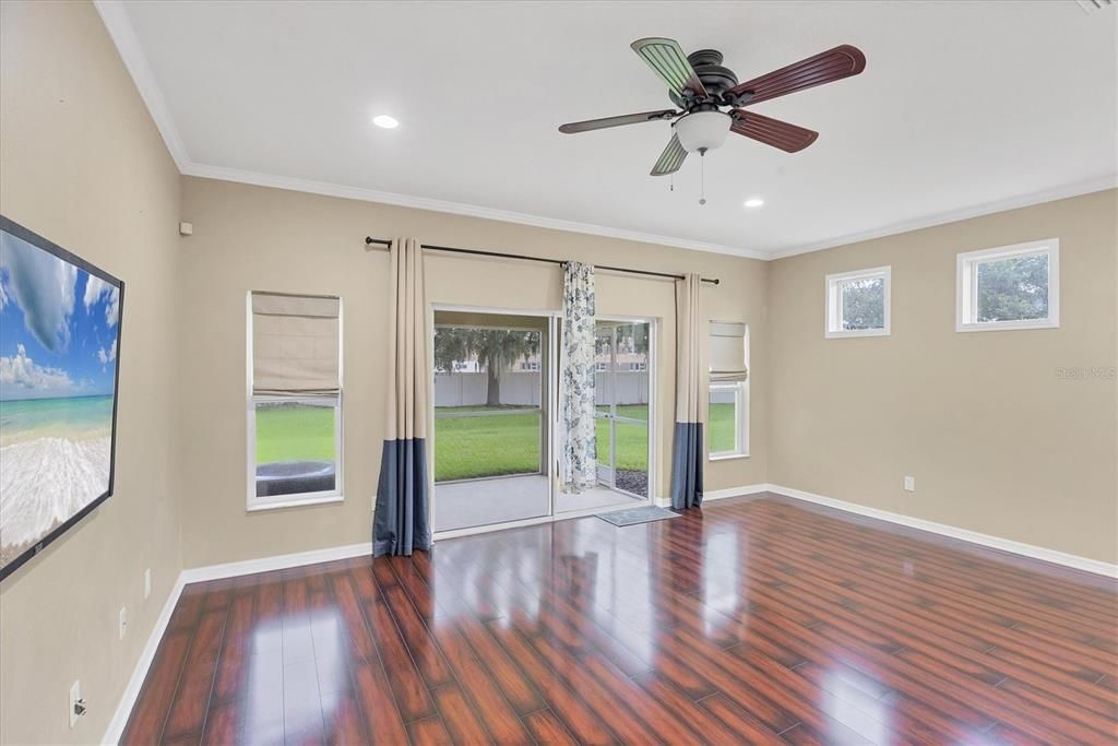 For Sale: $269,900 (3 beds, 2 baths, 1700 Square Feet)