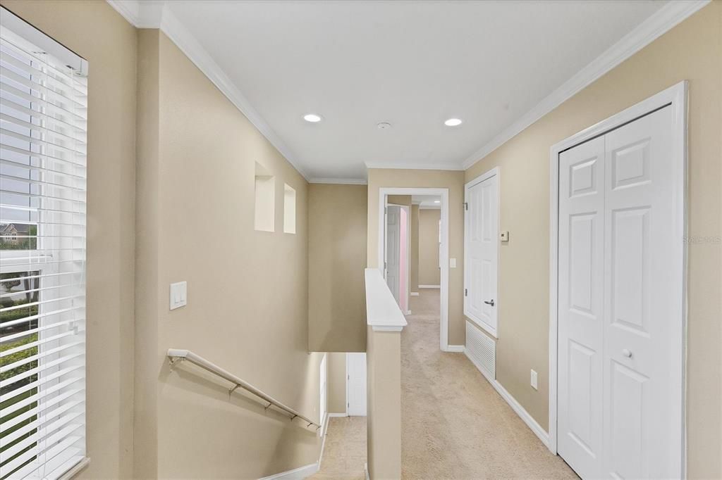 For Sale: $269,900 (3 beds, 2 baths, 1700 Square Feet)