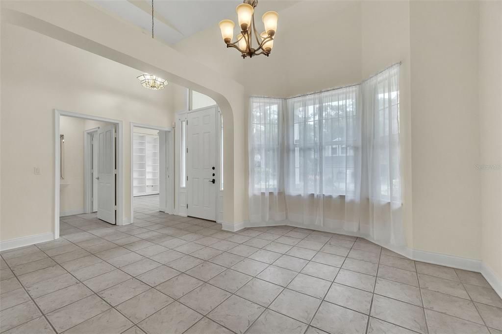 En Venta: $610,000 (4 camas, 3 baños, 2846 Pies cuadrados)