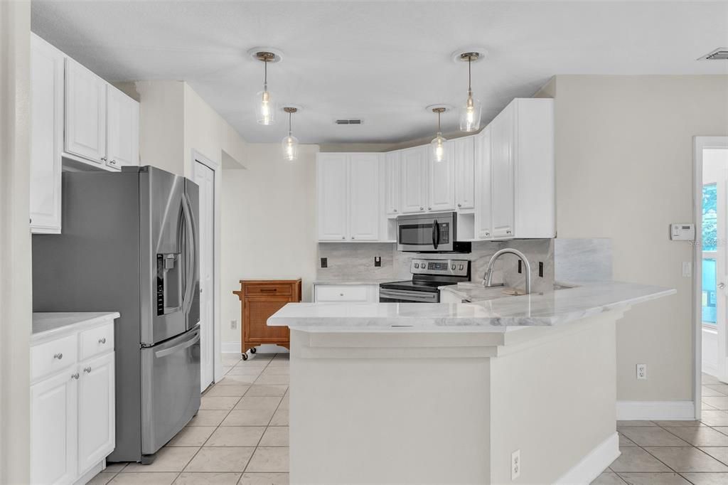 En Venta: $610,000 (4 camas, 3 baños, 2846 Pies cuadrados)