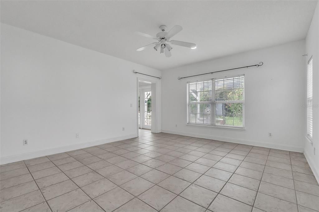 En Venta: $610,000 (4 camas, 3 baños, 2846 Pies cuadrados)