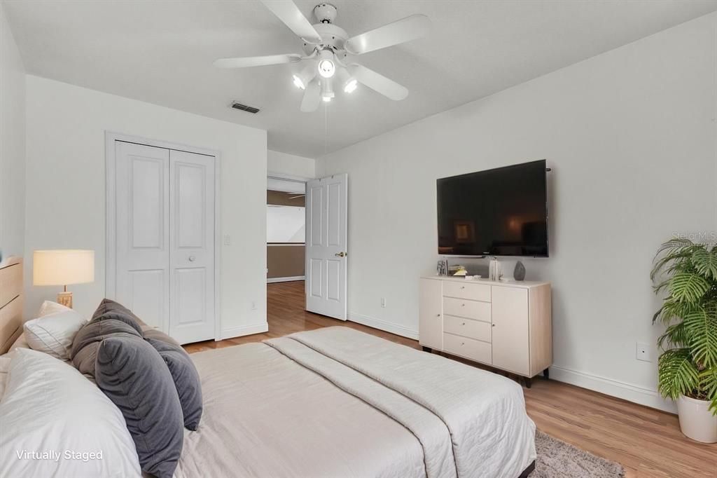 En Venta: $610,000 (4 camas, 3 baños, 2846 Pies cuadrados)