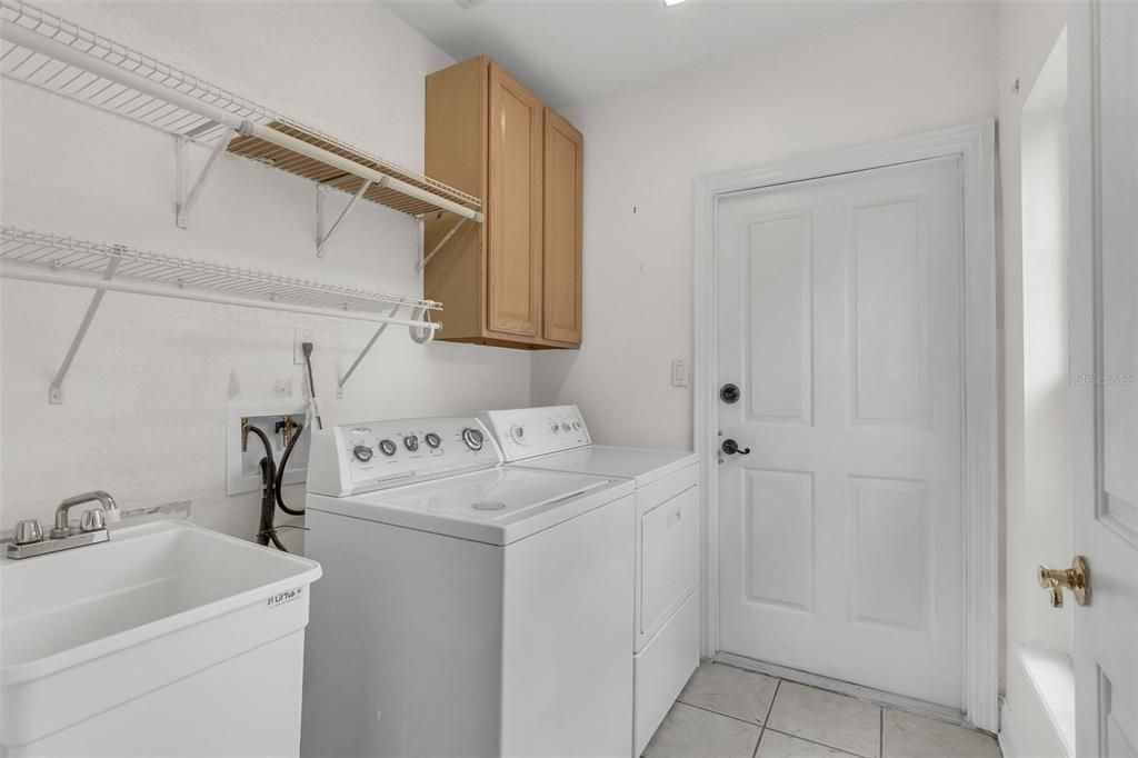 En Venta: $610,000 (4 camas, 3 baños, 2846 Pies cuadrados)