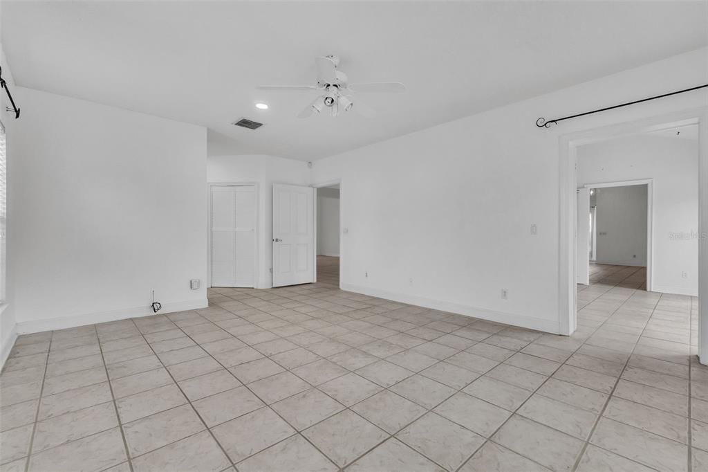 En Venta: $610,000 (4 camas, 3 baños, 2846 Pies cuadrados)