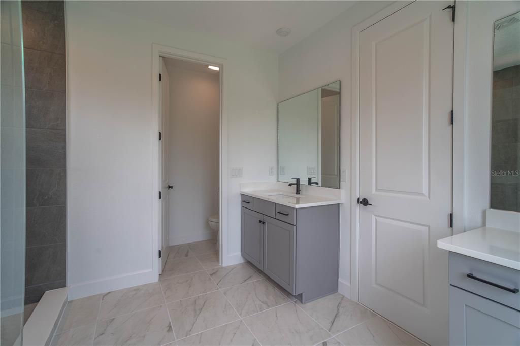 For Sale: $1,365,000 (4 beds, 3 baths, 2828 Square Feet)