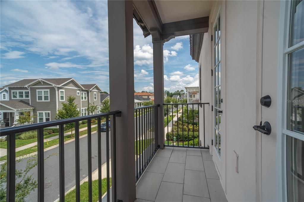 For Sale: $1,365,000 (4 beds, 3 baths, 2828 Square Feet)