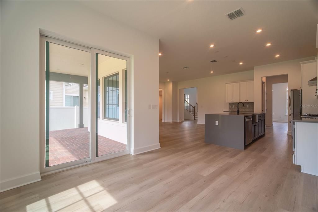 For Sale: $1,365,000 (4 beds, 3 baths, 2828 Square Feet)