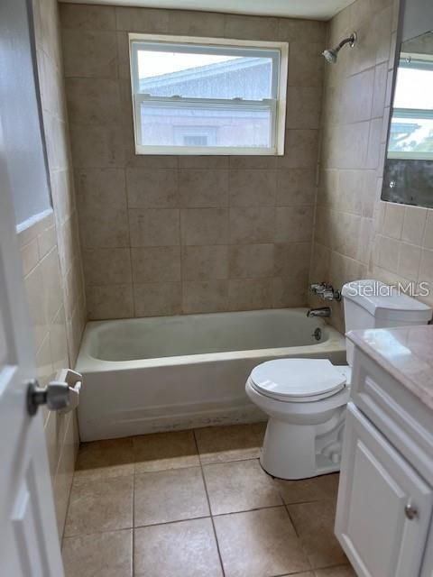 Active With Contract: $1,695 (3 beds, 2 baths, 1196 Square Feet)