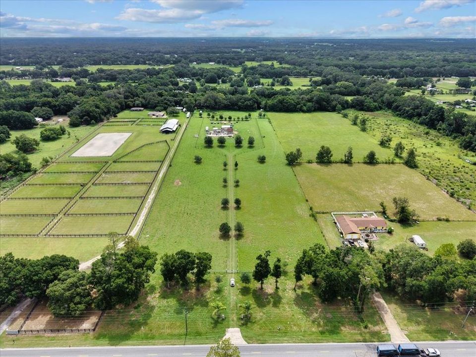 For Sale: $925,000 (10.00 acres)