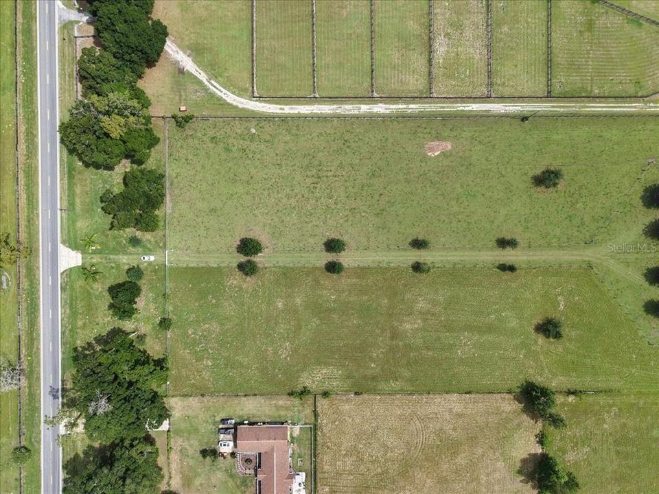 For Sale: $925,000 (10.00 acres)