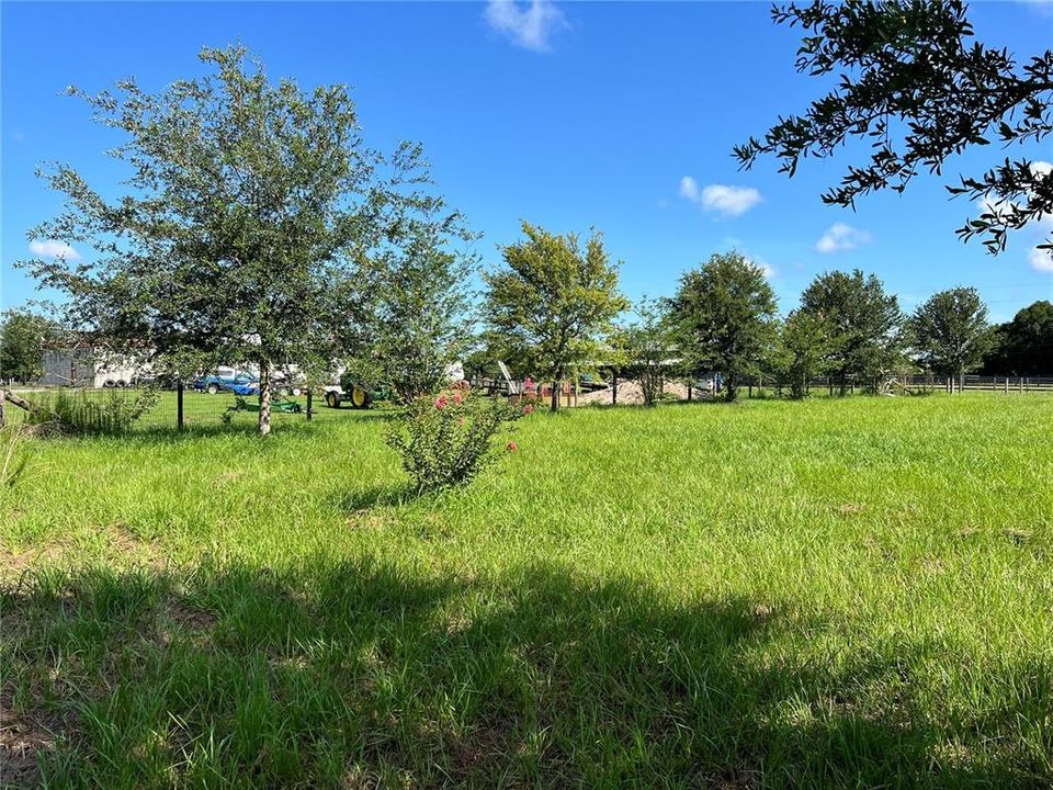 For Sale: $925,000 (10.00 acres)