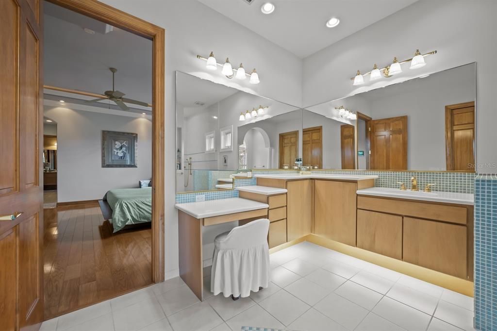 Active With Contract: $1,769,000 (3 beds, 4 baths, 4157 Square Feet)