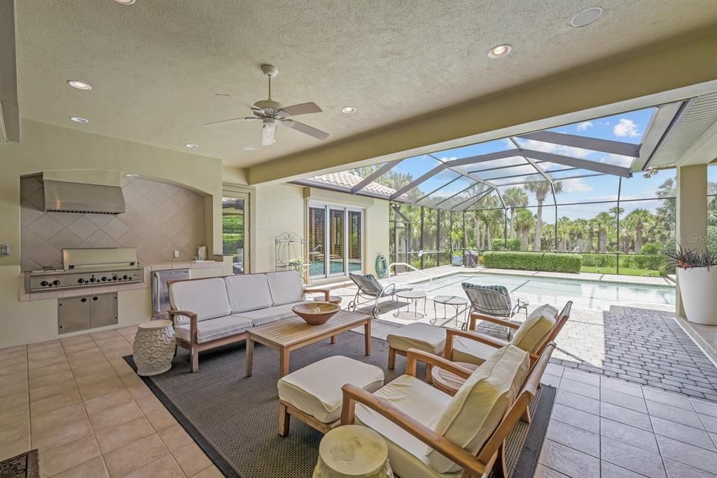 Active With Contract: $1,769,000 (3 beds, 4 baths, 4157 Square Feet)