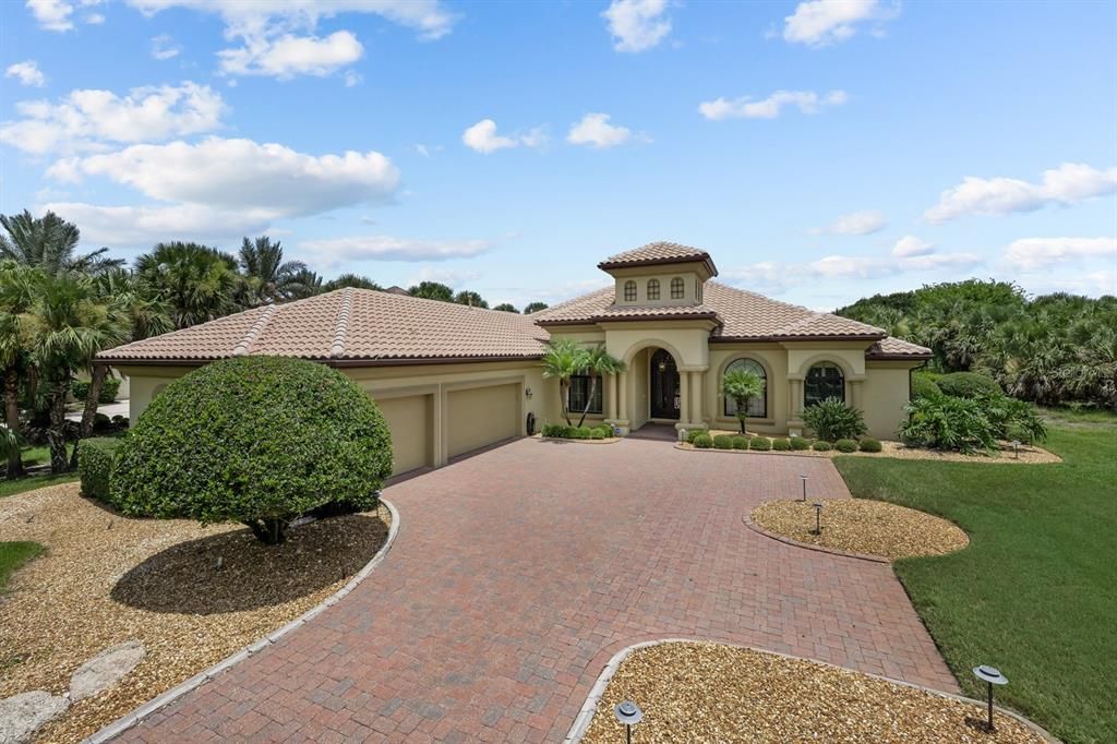 Active With Contract: $1,769,000 (3 beds, 4 baths, 4157 Square Feet)