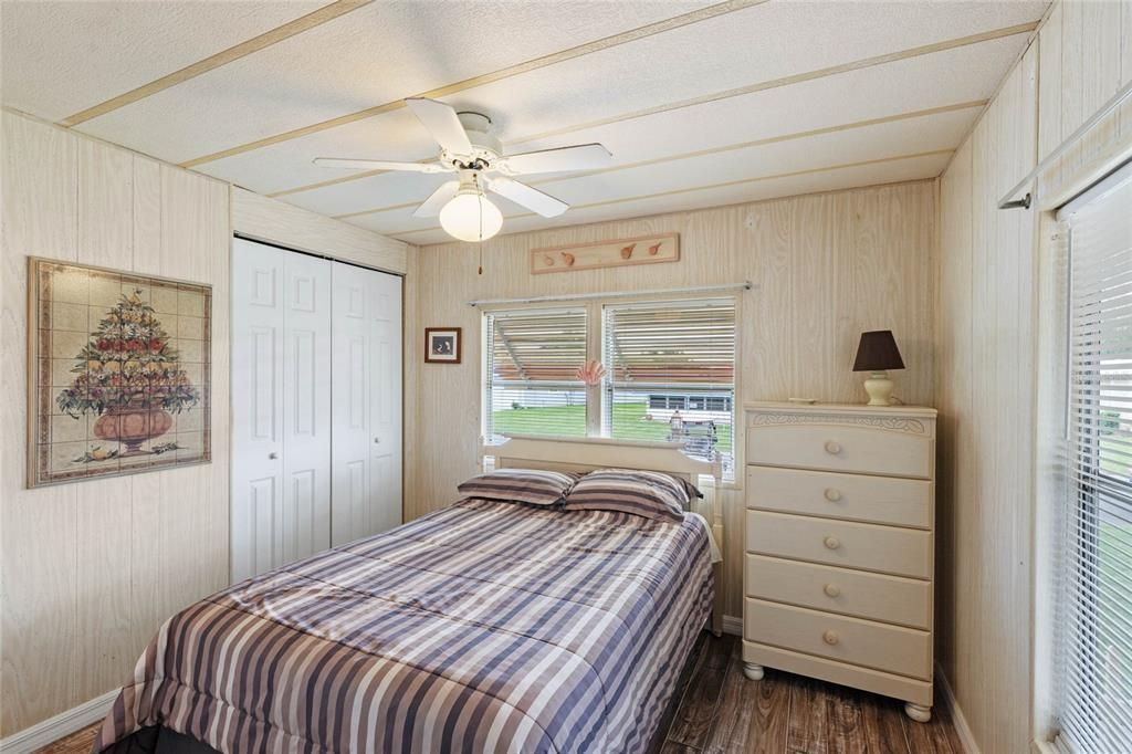 待售: $149,500 (2 贝兹, 2 浴室, 984 平方英尺)