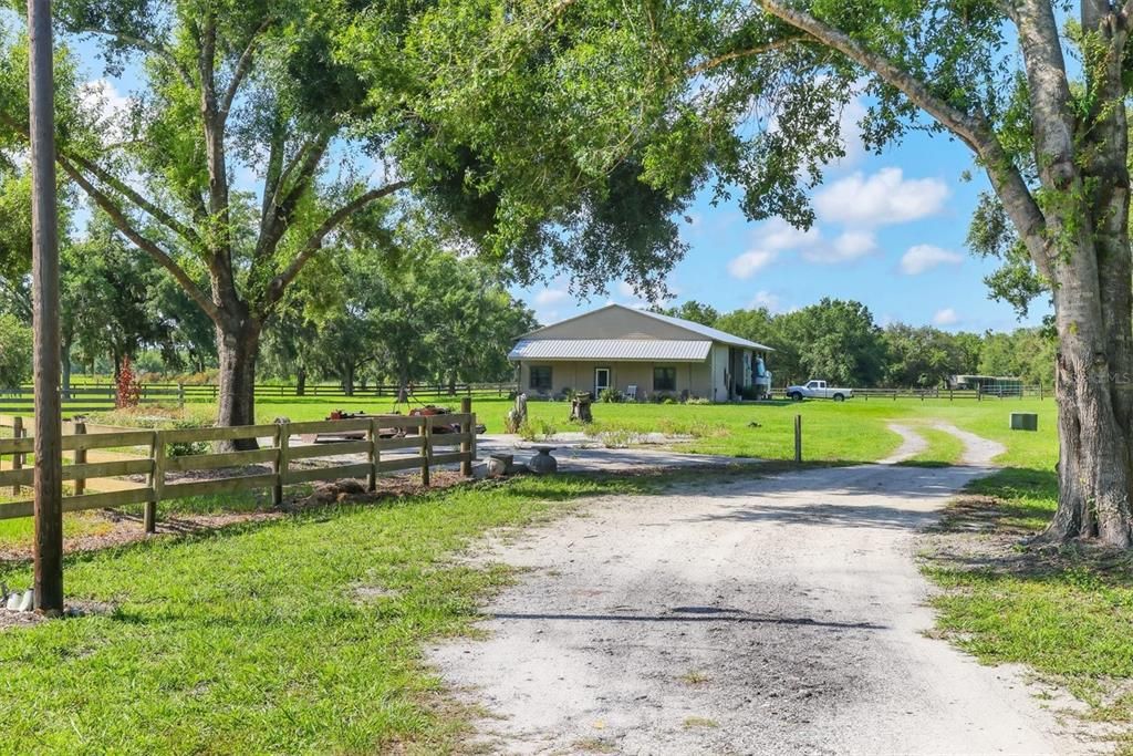 For Sale: $1,500,000 (2 beds, 1 baths, 1200 Square Feet)
