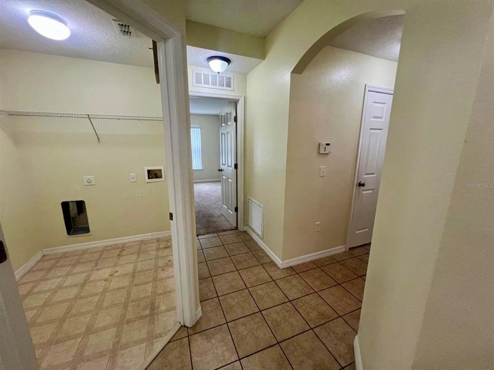 En Venta: $355,000 (3 camas, 2 baños, 1673 Pies cuadrados)