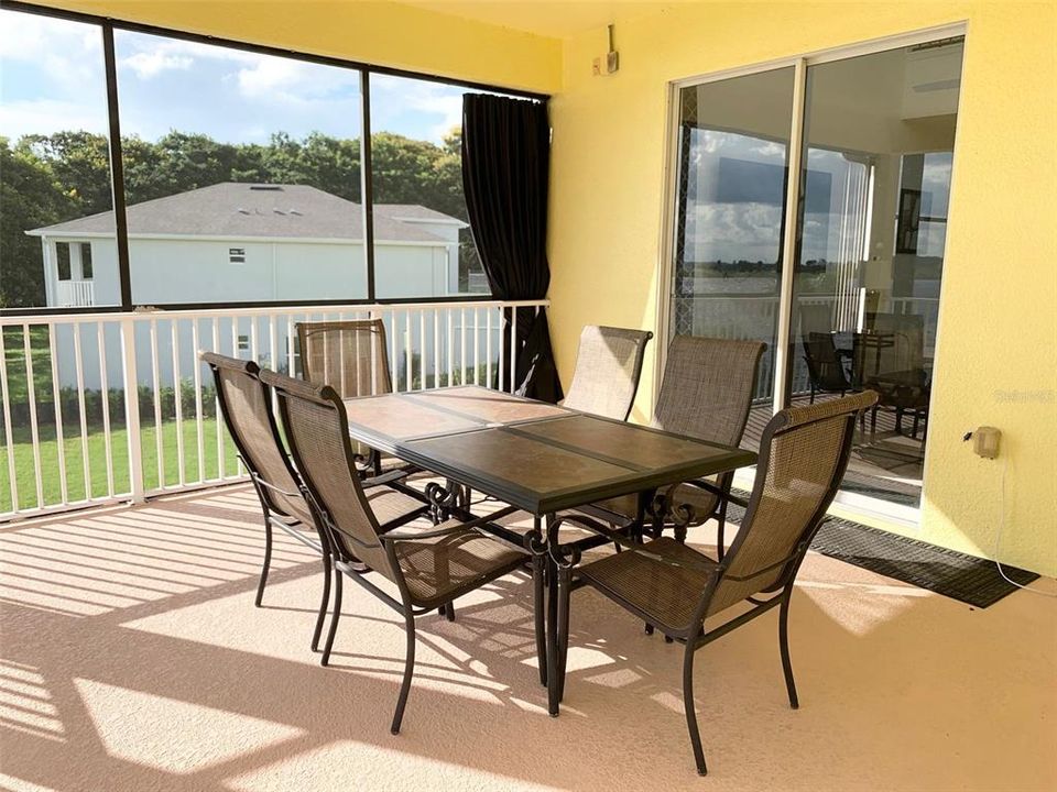 En Venta: $999,950 (5 camas, 4 baños, 3653 Pies cuadrados)