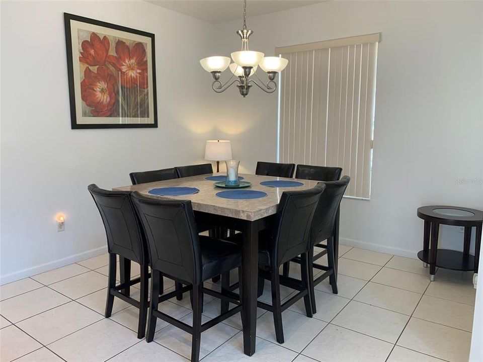 En Venta: $999,950 (5 camas, 4 baños, 3653 Pies cuadrados)