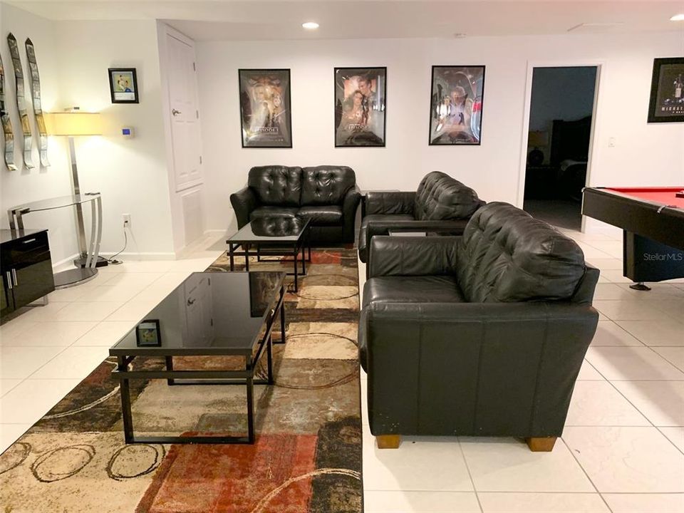 En Venta: $999,950 (5 camas, 4 baños, 3653 Pies cuadrados)