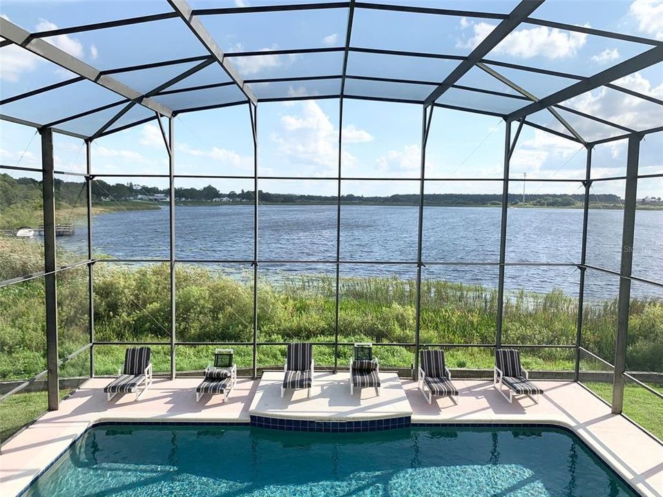 En Venta: $999,950 (5 camas, 4 baños, 3653 Pies cuadrados)