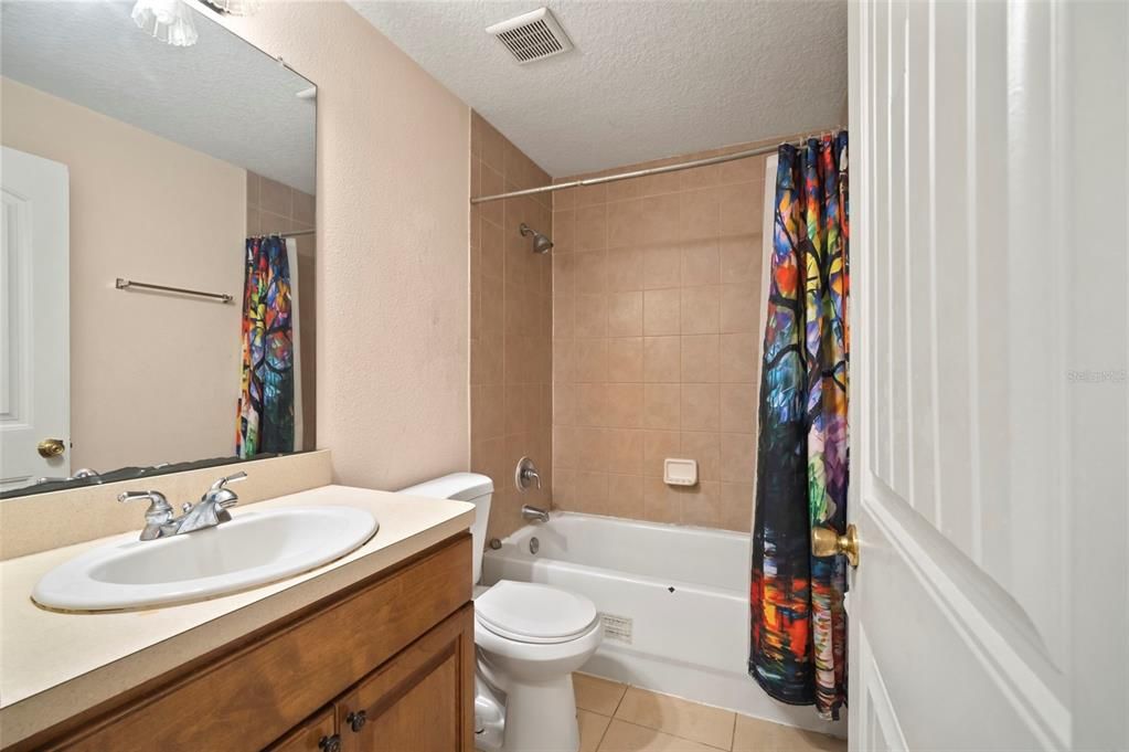 待售: $1,650,000 (6 贝兹, 5 浴室, 3207 平方英尺)