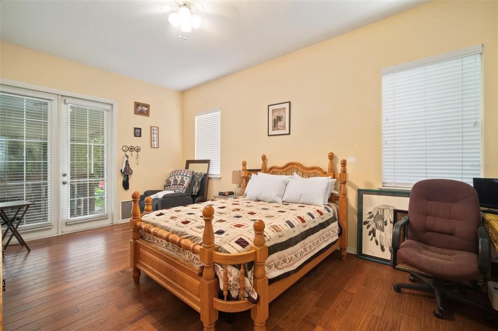 待售: $1,650,000 (6 贝兹, 5 浴室, 3207 平方英尺)