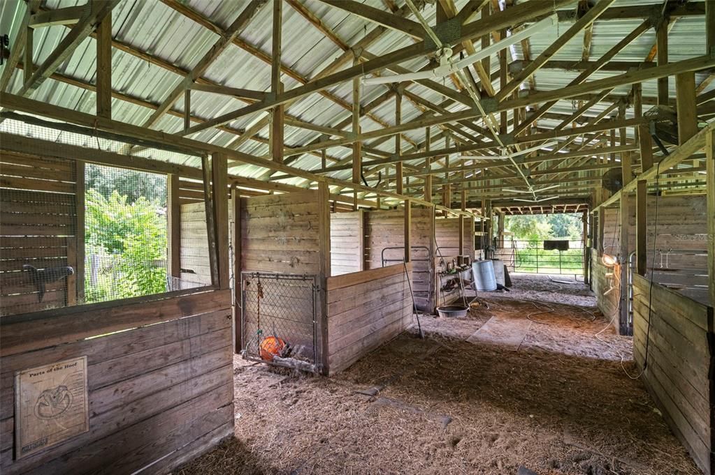 待售: $1,650,000 (6 贝兹, 5 浴室, 3207 平方英尺)