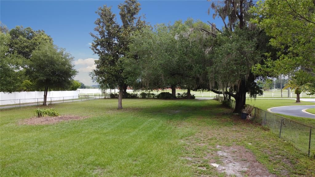 For Sale: $375,000 (3 beds, 1 baths, 960 Square Feet)