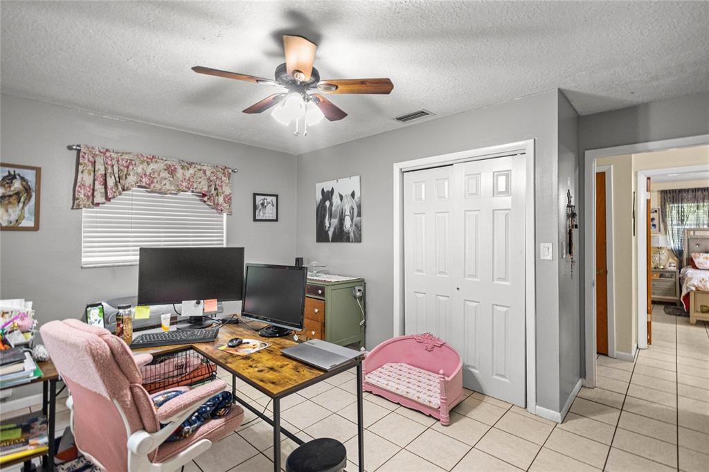 待售: $259,900 (3 贝兹, 2 浴室, 1486 平方英尺)