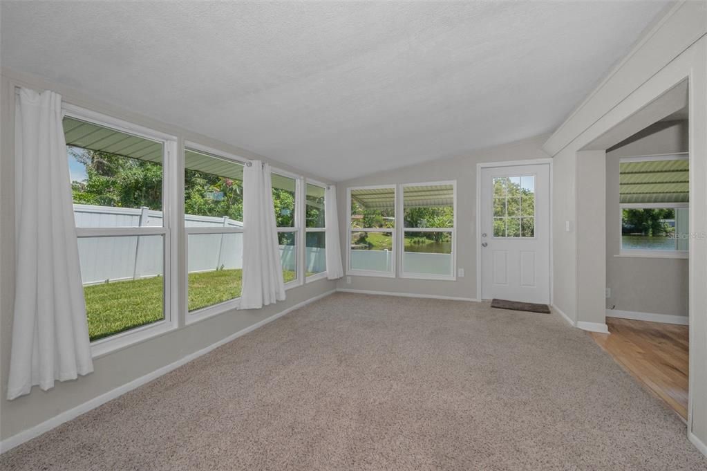 待售: $419,900 (3 贝兹, 2 浴室, 1747 平方英尺)