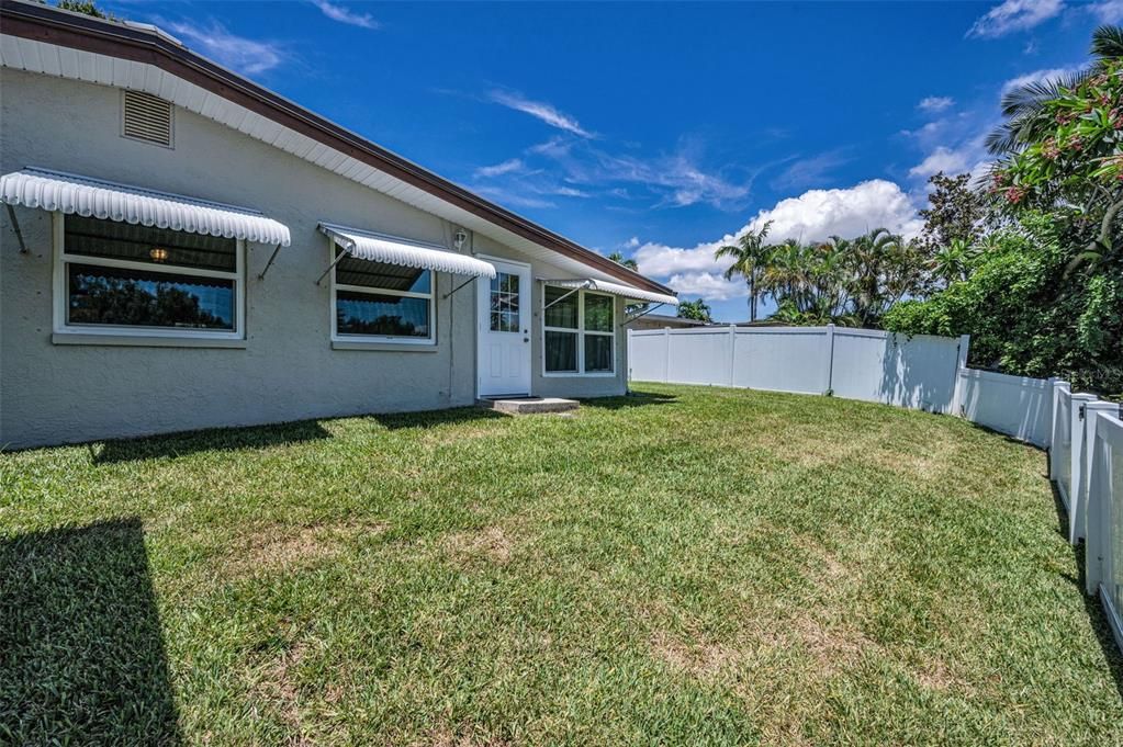 待售: $419,900 (3 贝兹, 2 浴室, 1747 平方英尺)