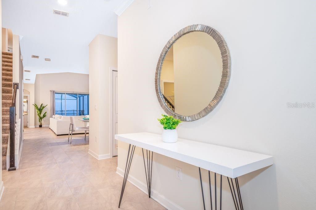 For Sale: $689,000 (5 beds, 5 baths, 2996 Square Feet)
