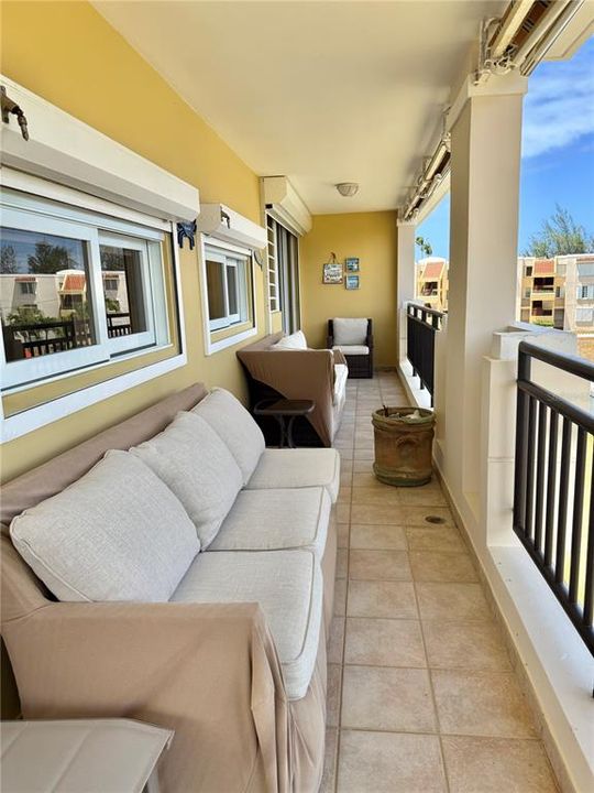 For Sale: $500,000 (2 beds, 2 baths, 1502 Square Feet)