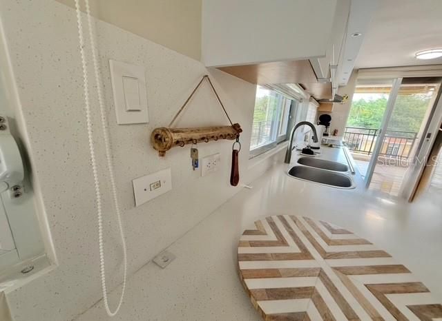 For Sale: $500,000 (2 beds, 2 baths, 1502 Square Feet)