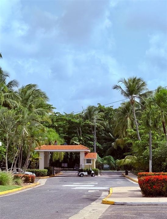 For Sale: $500,000 (2 beds, 2 baths, 1502 Square Feet)