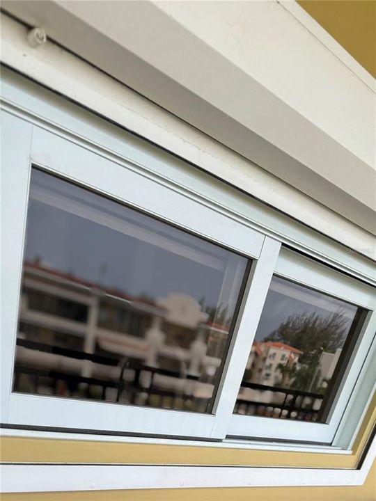 For Sale: $500,000 (2 beds, 2 baths, 1502 Square Feet)