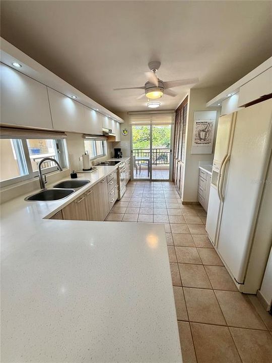 For Sale: $500,000 (2 beds, 2 baths, 1502 Square Feet)