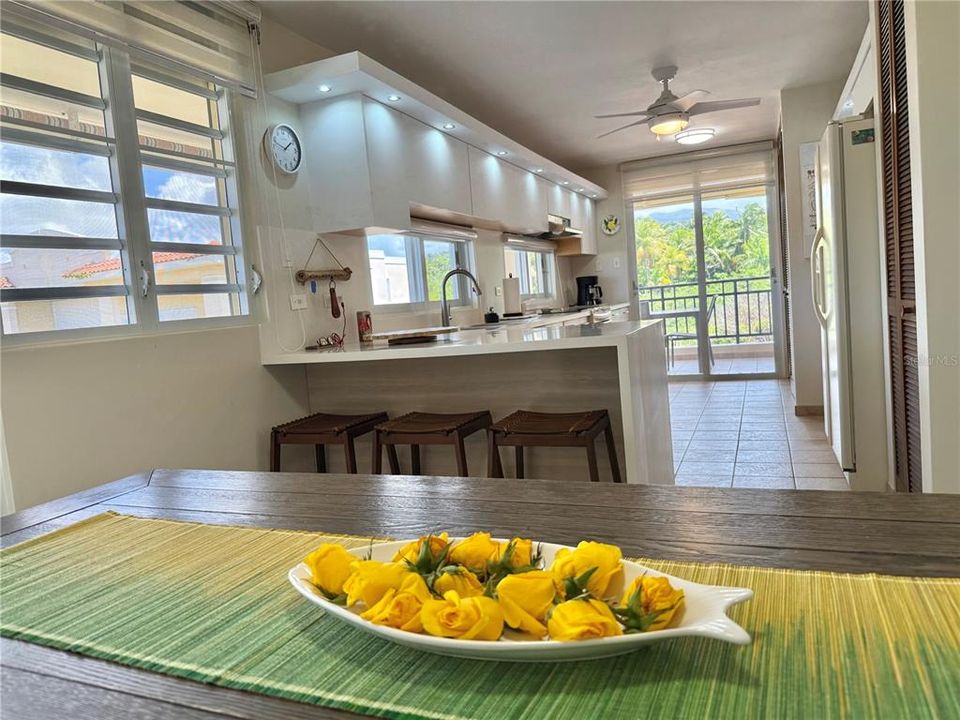 For Sale: $500,000 (2 beds, 2 baths, 1502 Square Feet)