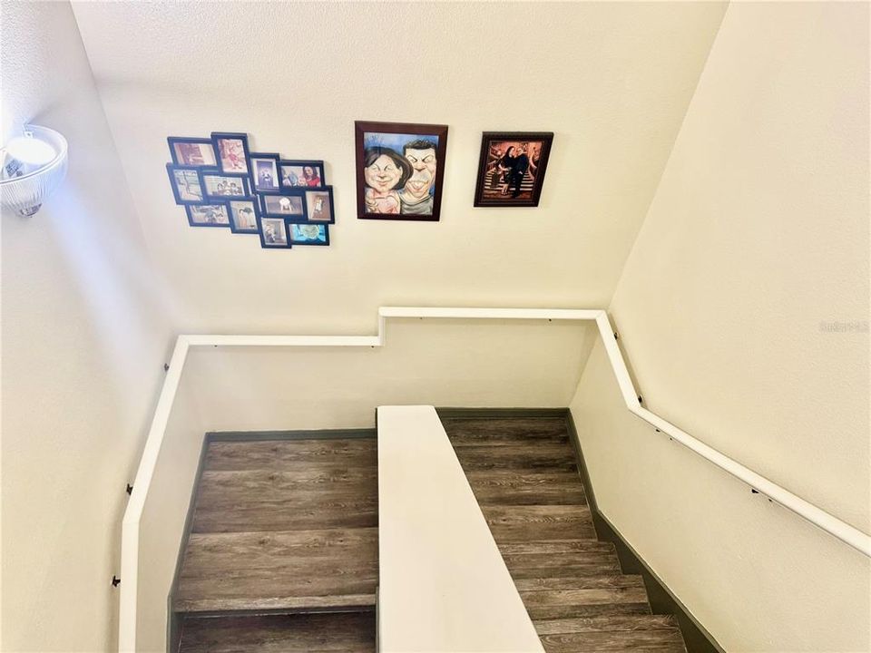 For Sale: $335,000 (3 beds, 2 baths, 1452 Square Feet)