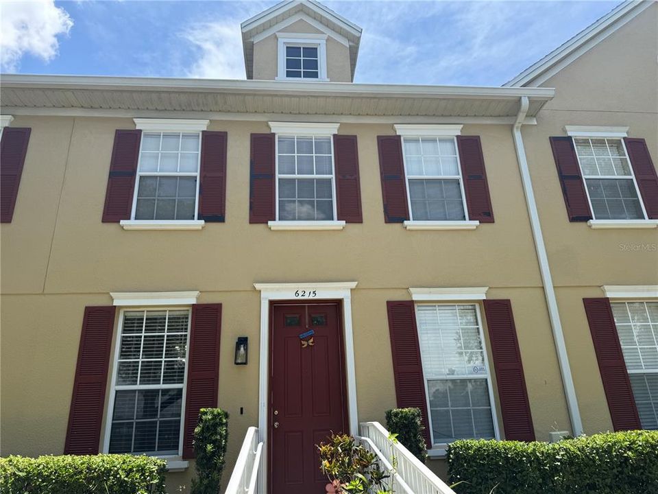 For Sale: $335,000 (3 beds, 2 baths, 1452 Square Feet)