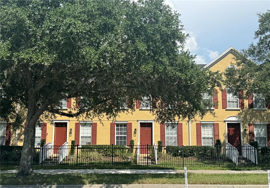 For Sale: $335,000 (3 beds, 2 baths, 1452 Square Feet)