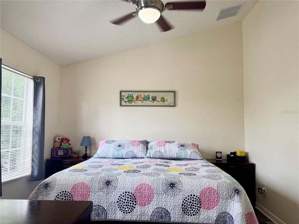 For Sale: $335,000 (3 beds, 2 baths, 1452 Square Feet)