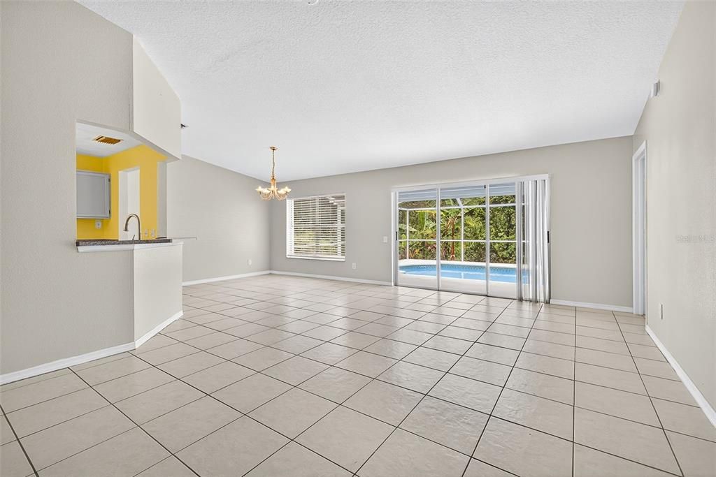 For Sale: $379,000 (3 beds, 2 baths, 1515 Square Feet)