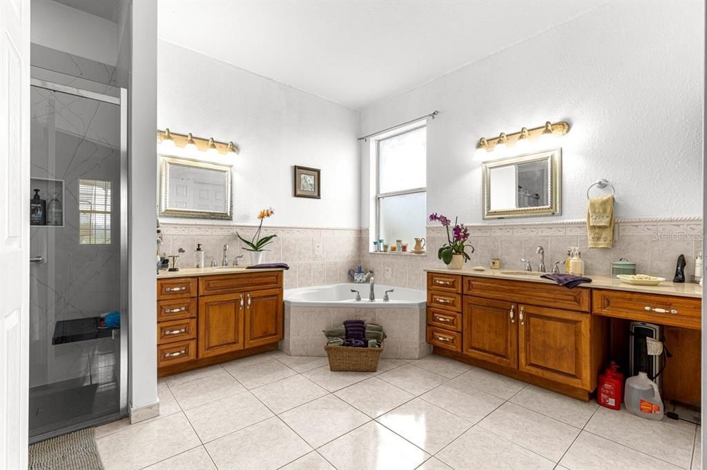 En Venta: $1,900,000 (4 camas, 4 baños, 6123 Pies cuadrados)