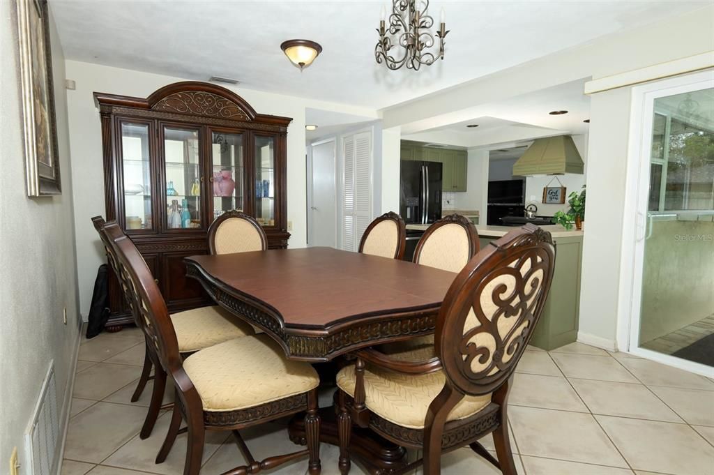 Active With Contract: $469,000 (3 beds, 2 baths, 1730 Square Feet)