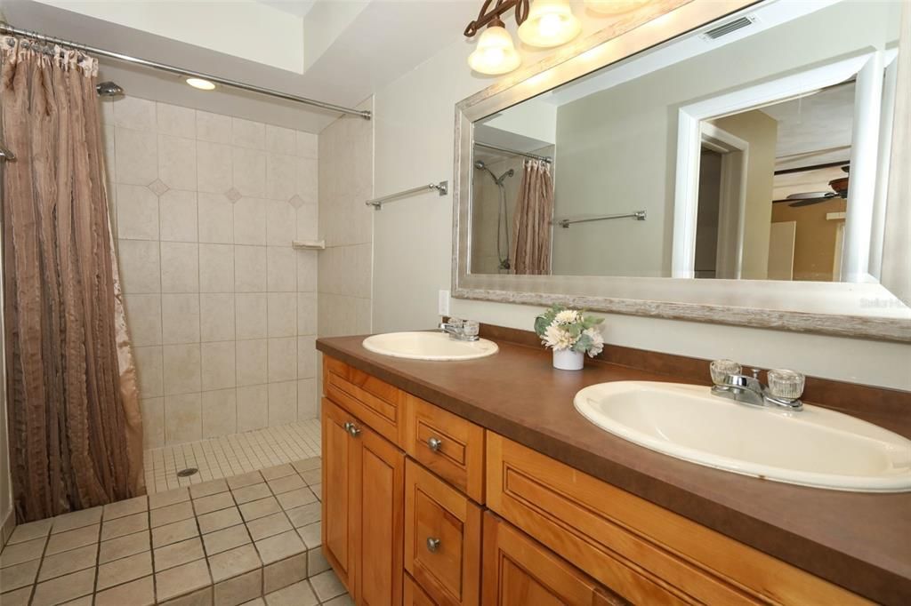 Active With Contract: $469,000 (3 beds, 2 baths, 1730 Square Feet)