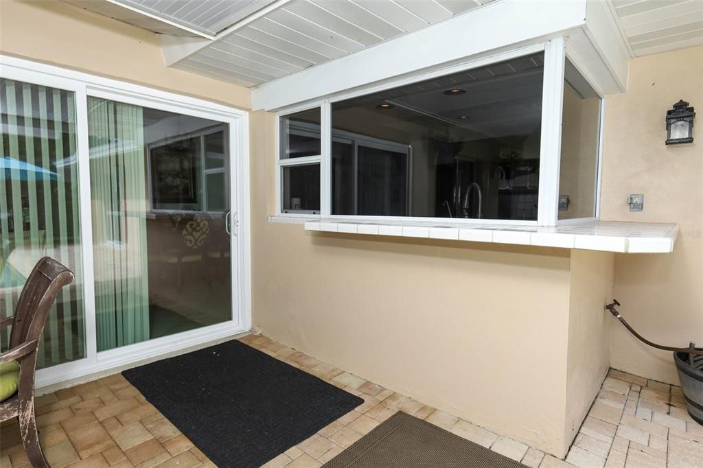 Active With Contract: $469,000 (3 beds, 2 baths, 1730 Square Feet)