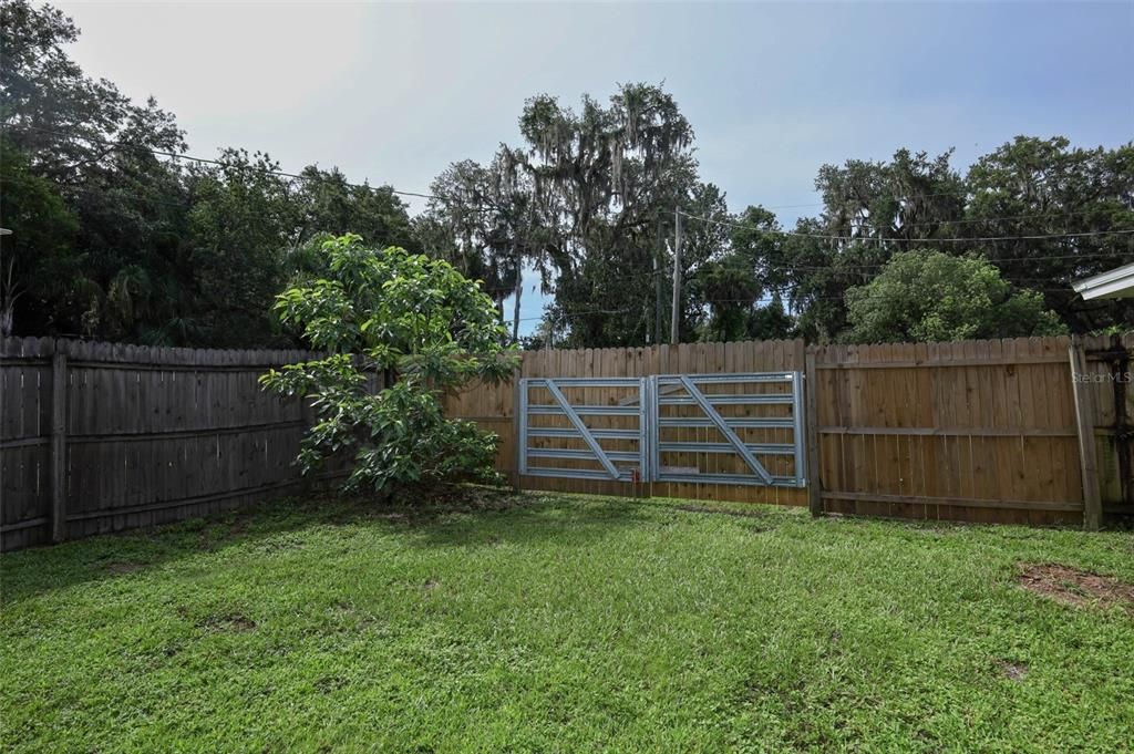 Active With Contract: $469,000 (3 beds, 2 baths, 1730 Square Feet)